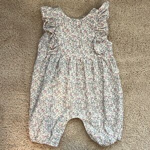 6-12 month (70 European sizing) Sam & Louloute jumper. Gently used.